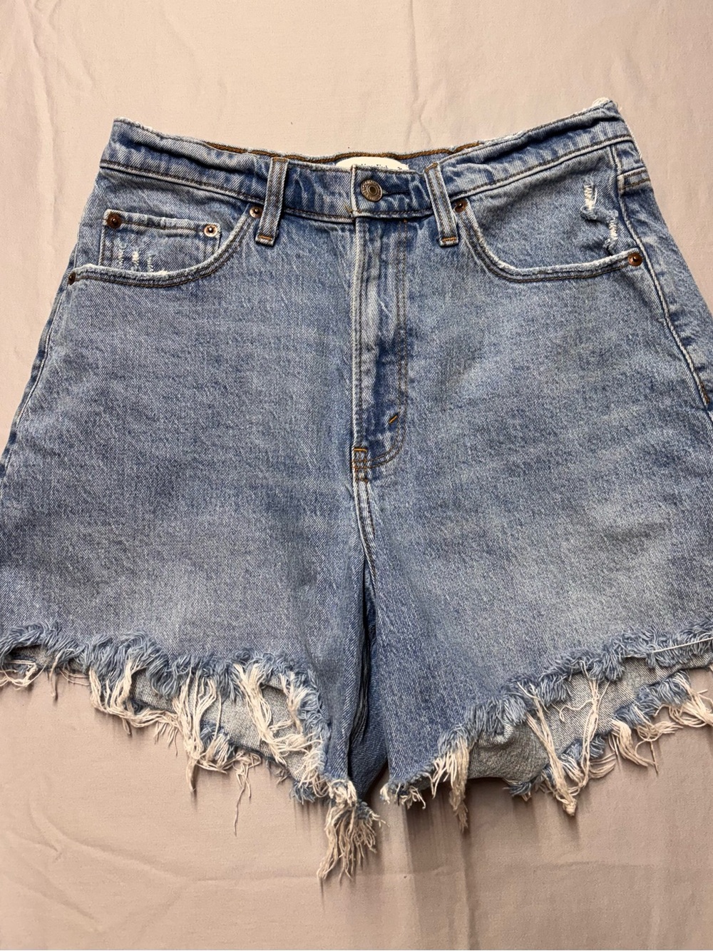 Abercrombie & Fitch Light cutoff Denim Shorts women’s size 10